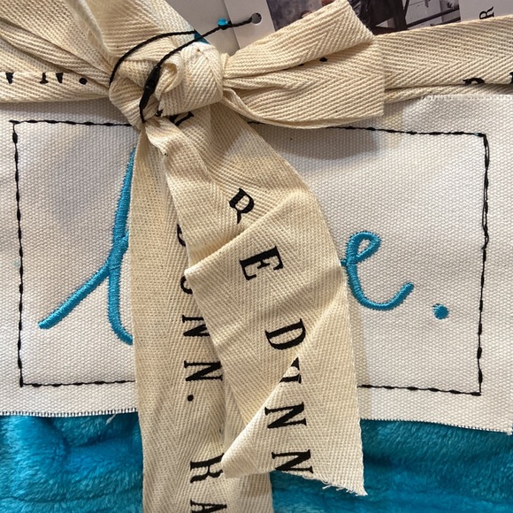 Rae Dunn LOVE Throw in Gift Box - Picture 2 of 4